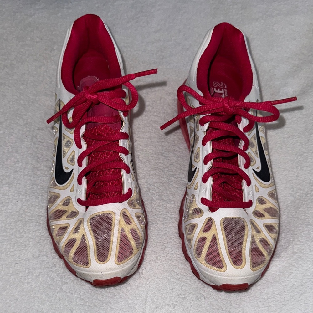 Nike Women's Red and Cream Athletic Shoes